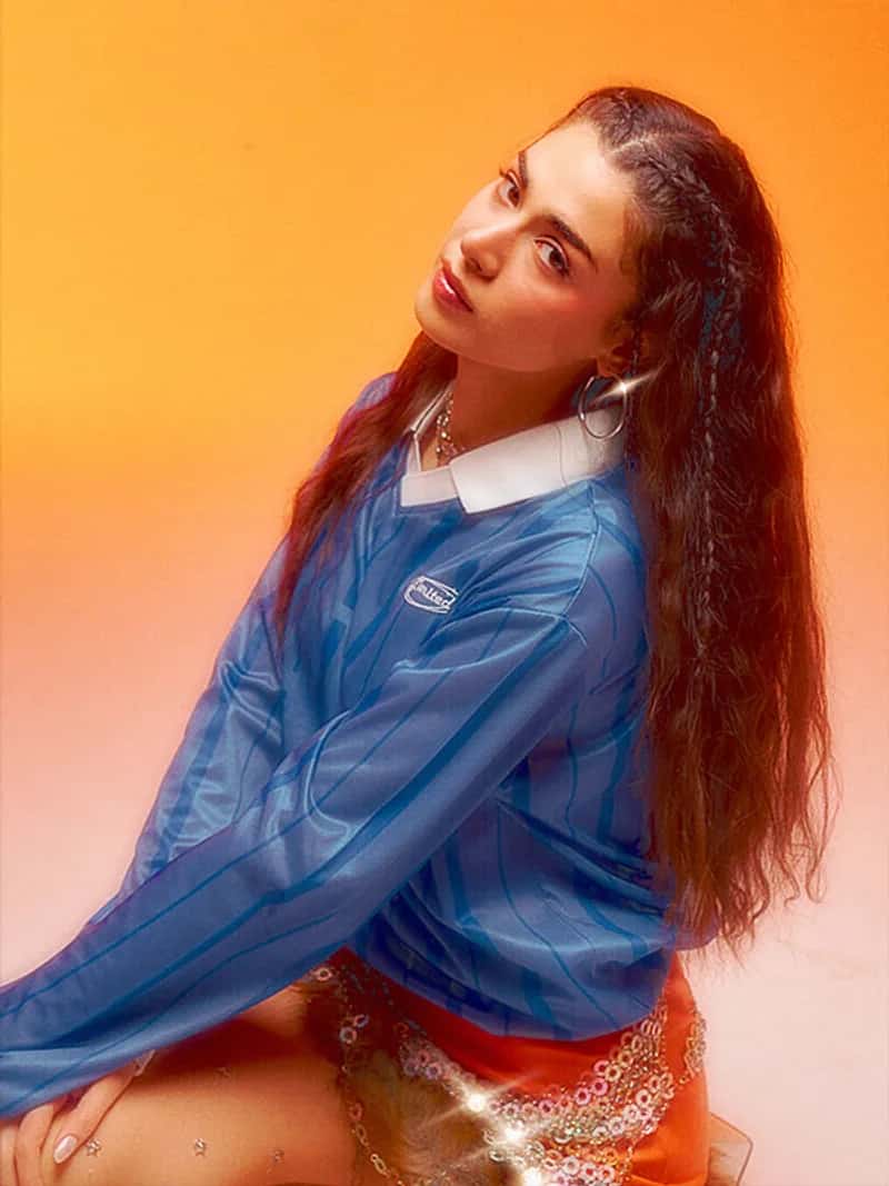 M Lisa sanatçı fotoğrafı