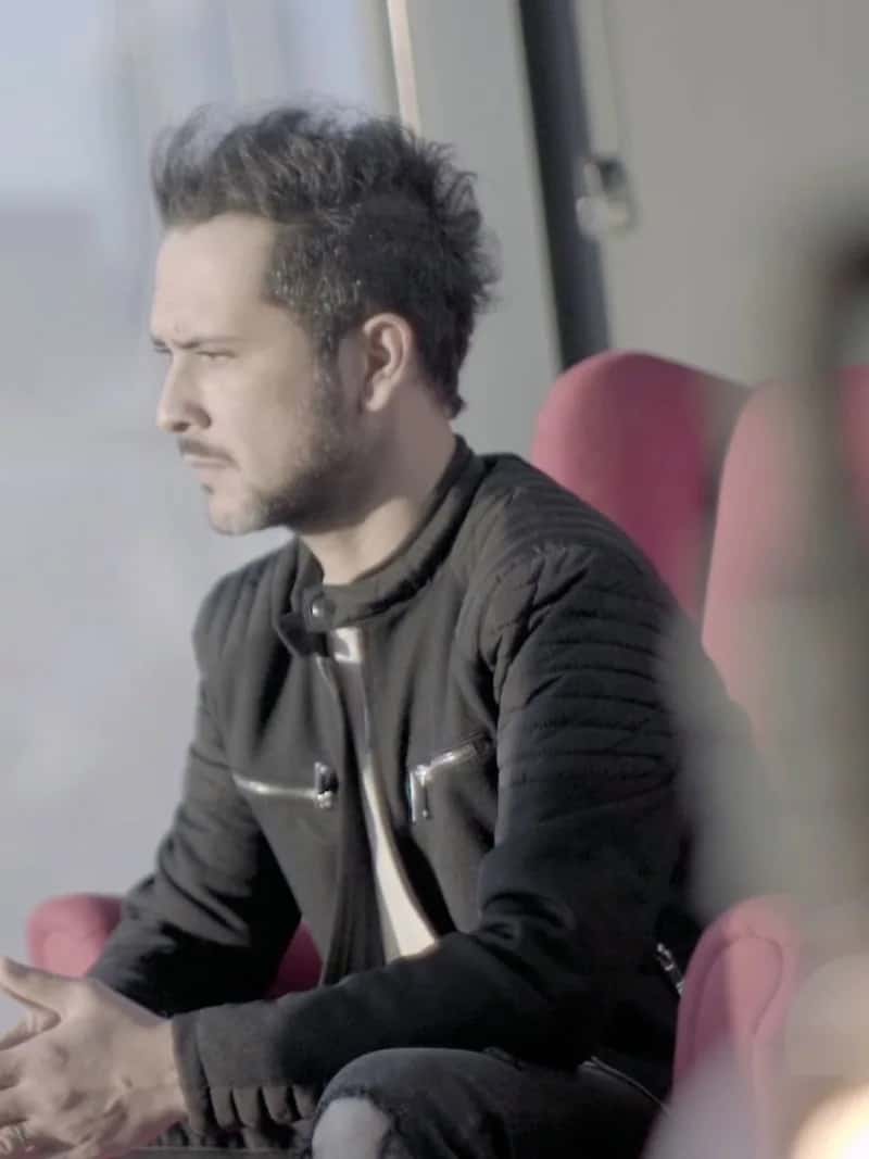 Umut Kaya sanatçı fotoğrafı