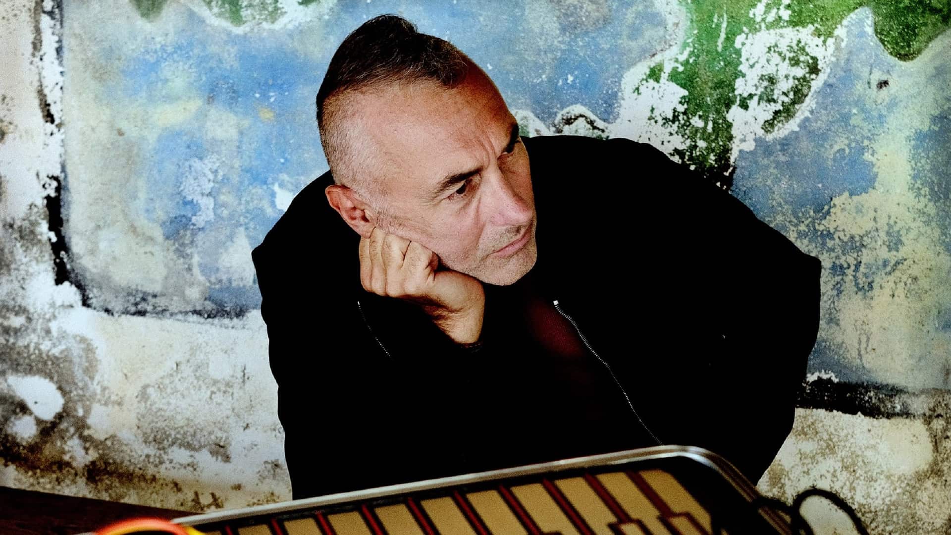 Maximum Sunar: Yann Tiersen afişi