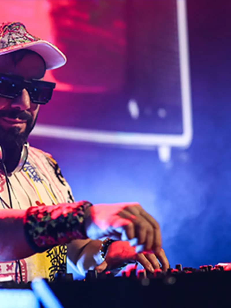 Dj Hakan Küfündür