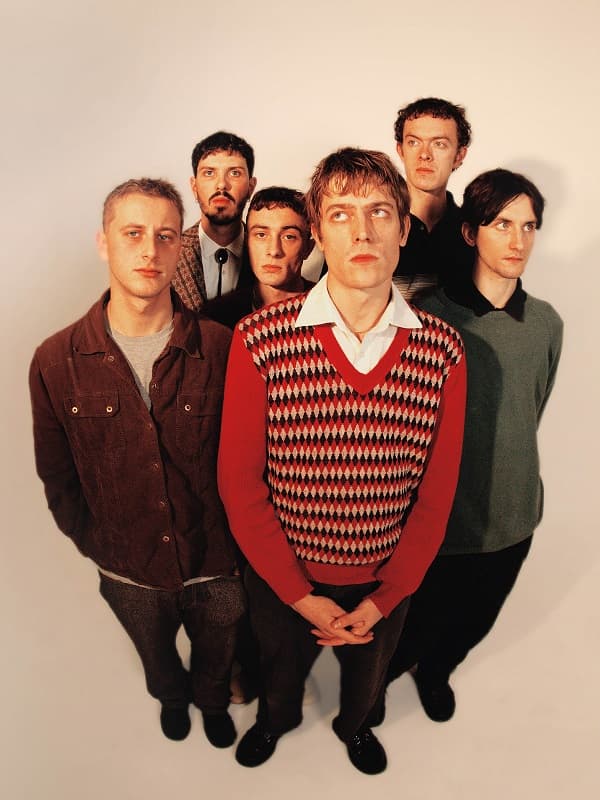 %100 Müzik Sunar: DEADLETTER