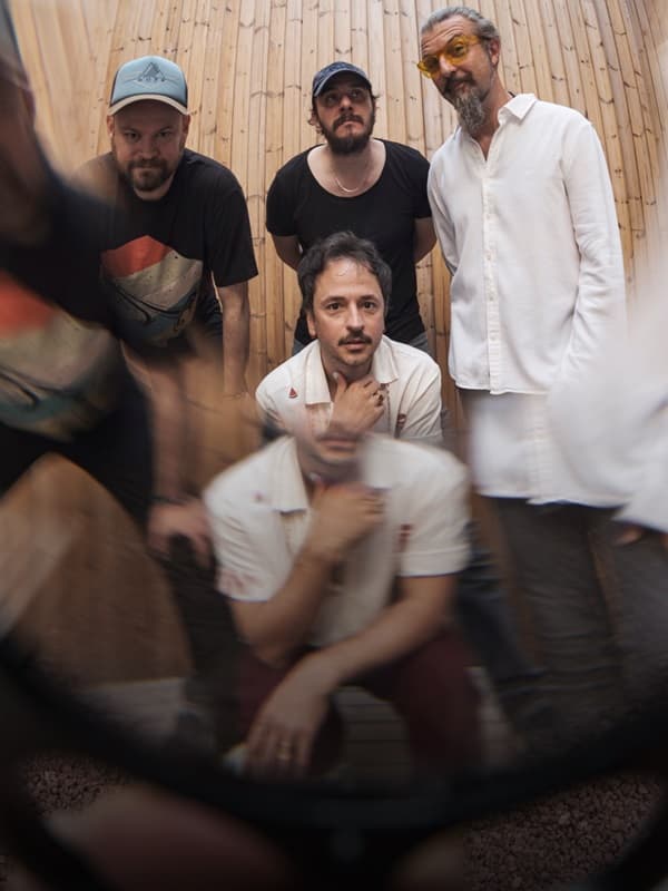 %100 Müzik Sunar:GEVENDE