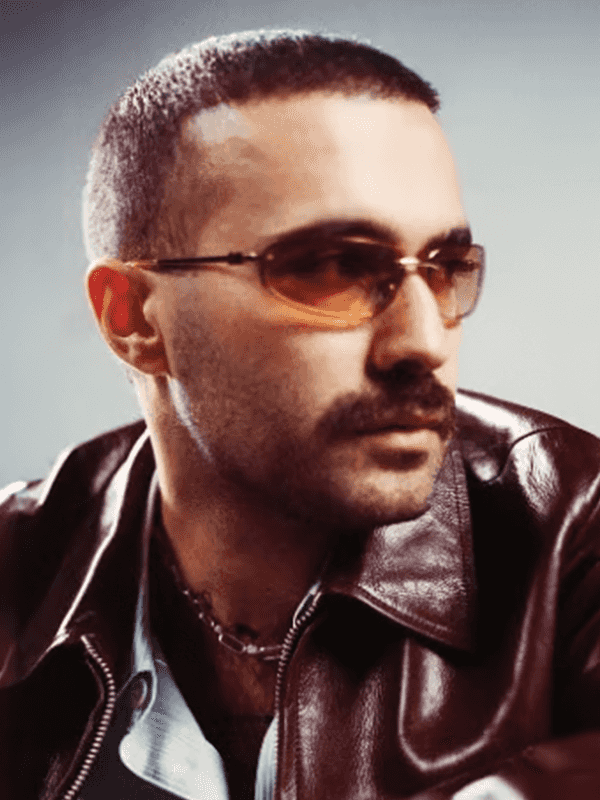 Mert Demir afişi