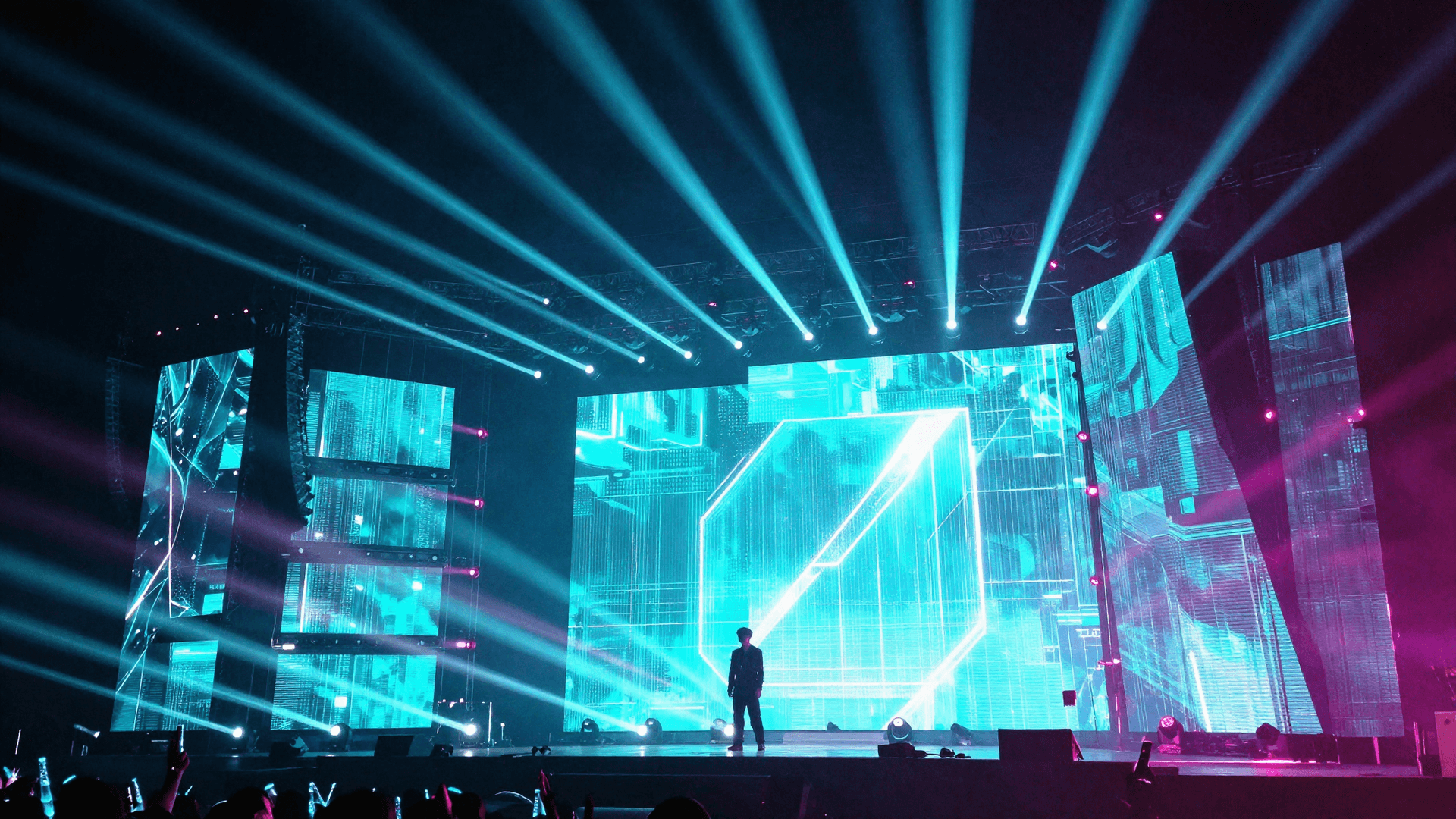 2026’da Türkiye’de Yükselen Konser Trendleri: Türler, Mekanlar ve Dinleyici Davranışı