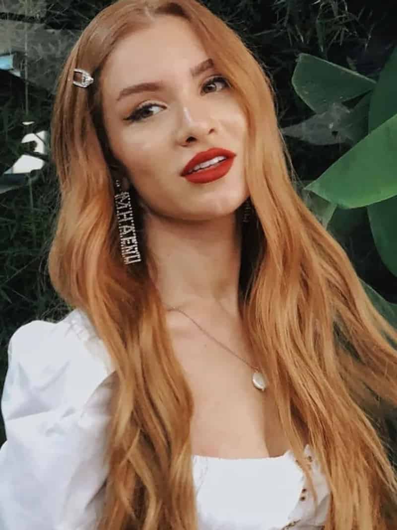 Feride Hilal Akın