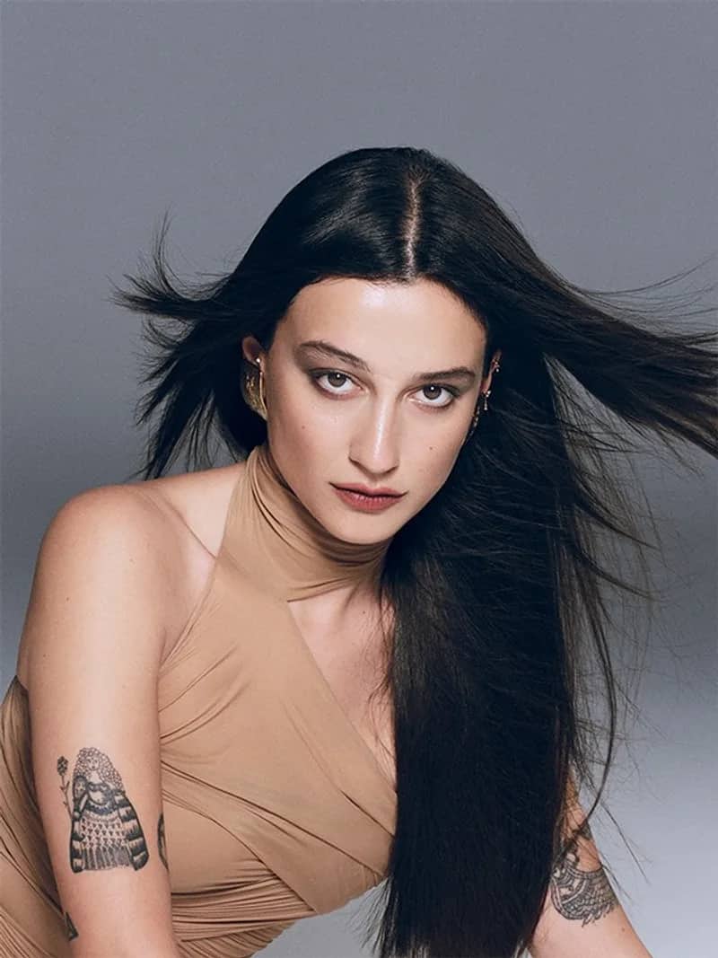 Melike Şahin - Harbiye