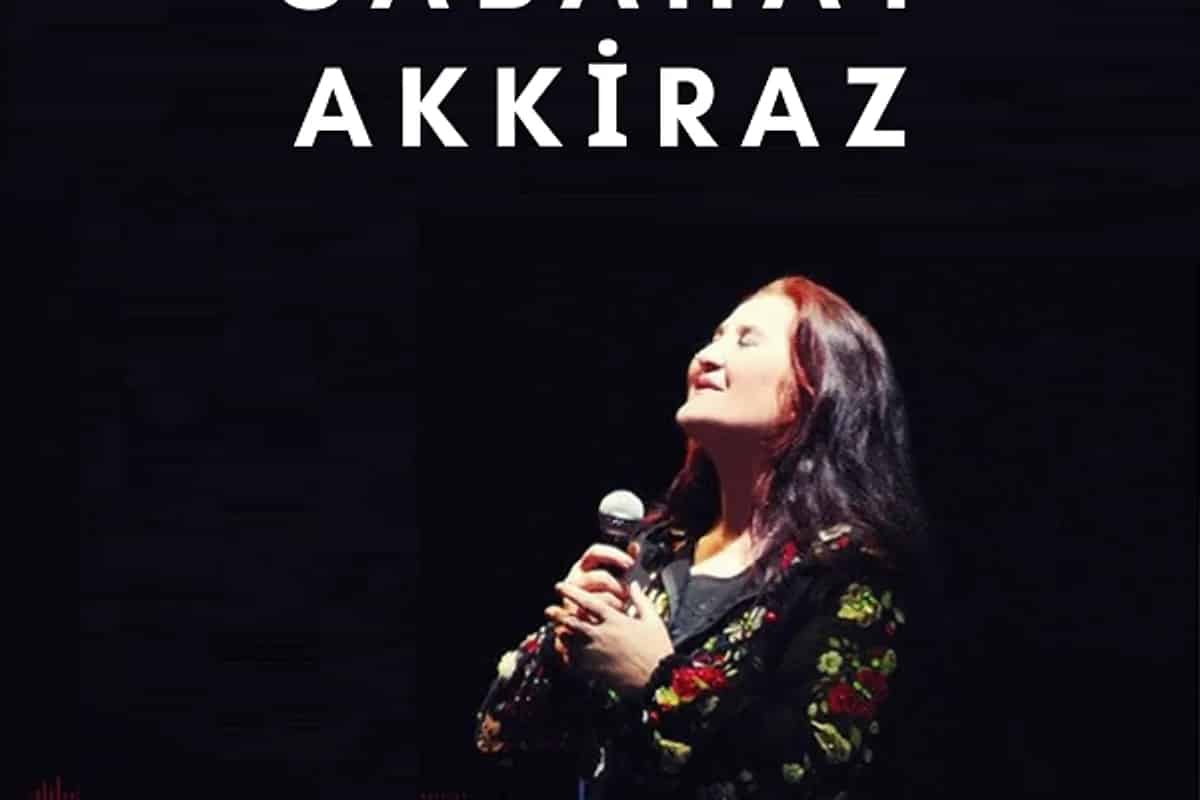 İnal Aydınoğlu Kültür Merkezi Sahnesi