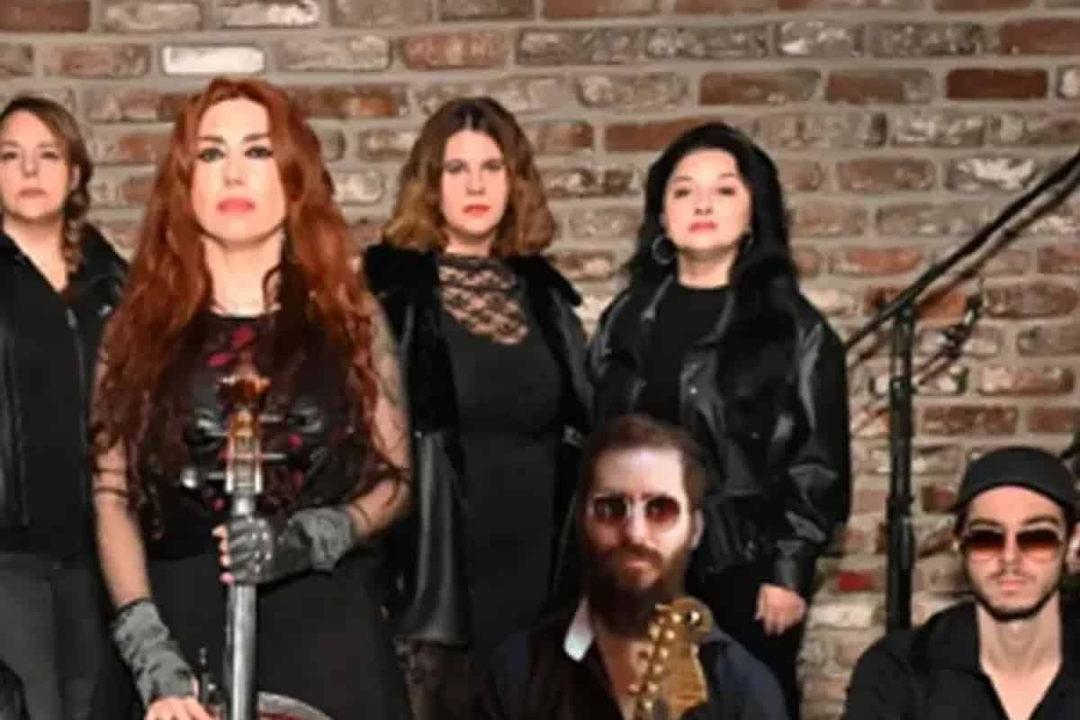 Yenimahalle Bld.4 Mevsim Tiyatro Salonu — Ankara konser mekanı