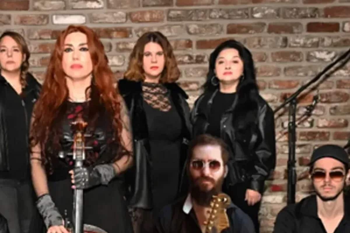 Yenimahalle Bld.4 Mevsim Tiyatro Salonu — Ankara konser mekanı