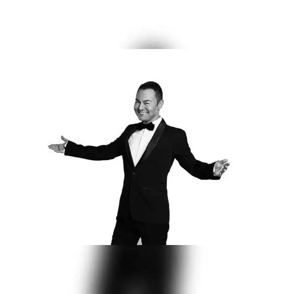 Serdar Ortaç ve Canlı Orkestrası afişi