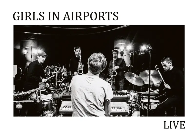 Girls In Airports — Girls in Airports, 12 Aralık 2026, Komünite, İstanbul konser afişi