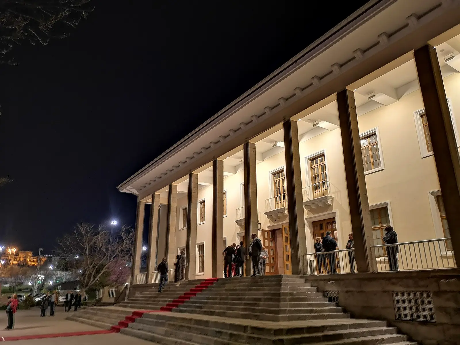 CSO Ada Konser Rehberi: Salonlar, Ulaşım ve İlk Kez Gidenler İçin Görgü