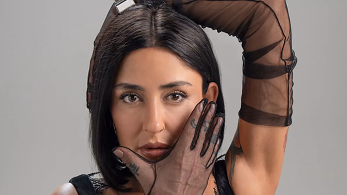 Melek Mosso — Fiyat %51 Düştü